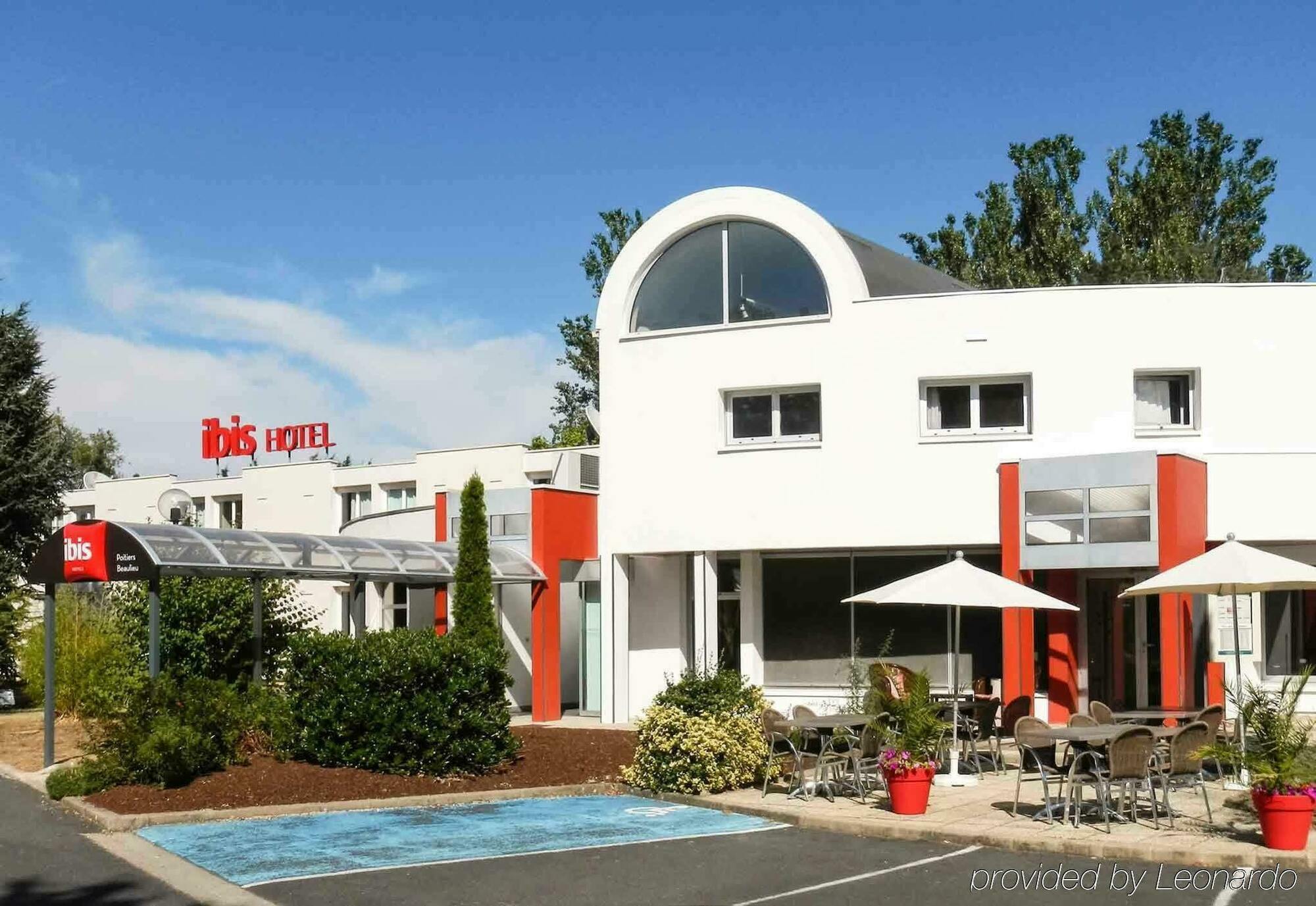 Готель Ibis Poitiers Beaulieu Екстер'єр фото